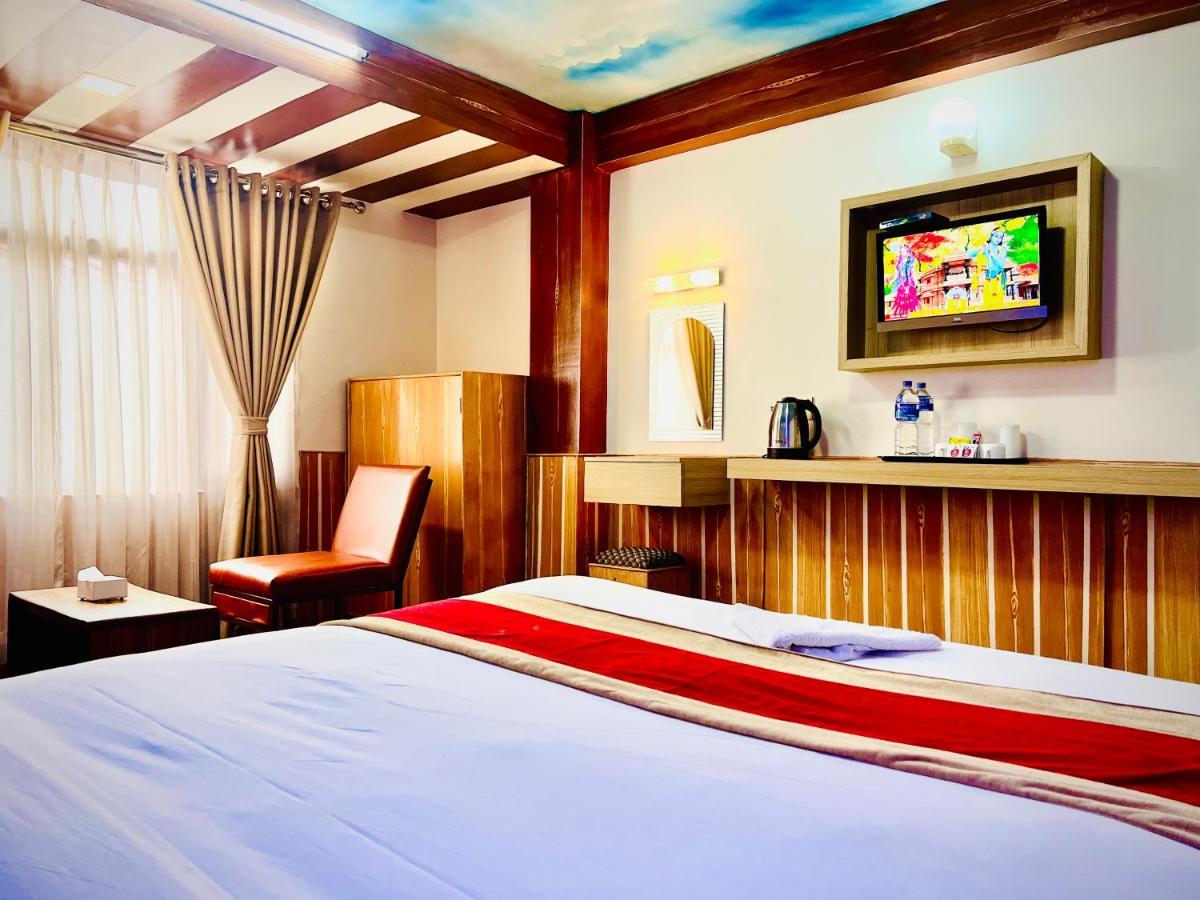 Thamel Seasons Hotel 카트만두 외부 사진