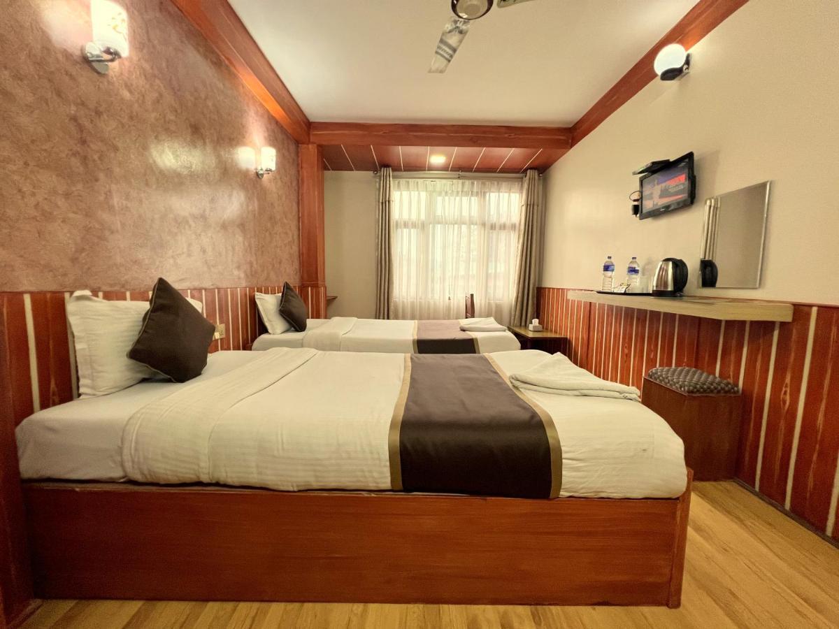 Thamel Seasons Hotel 카트만두 외부 사진