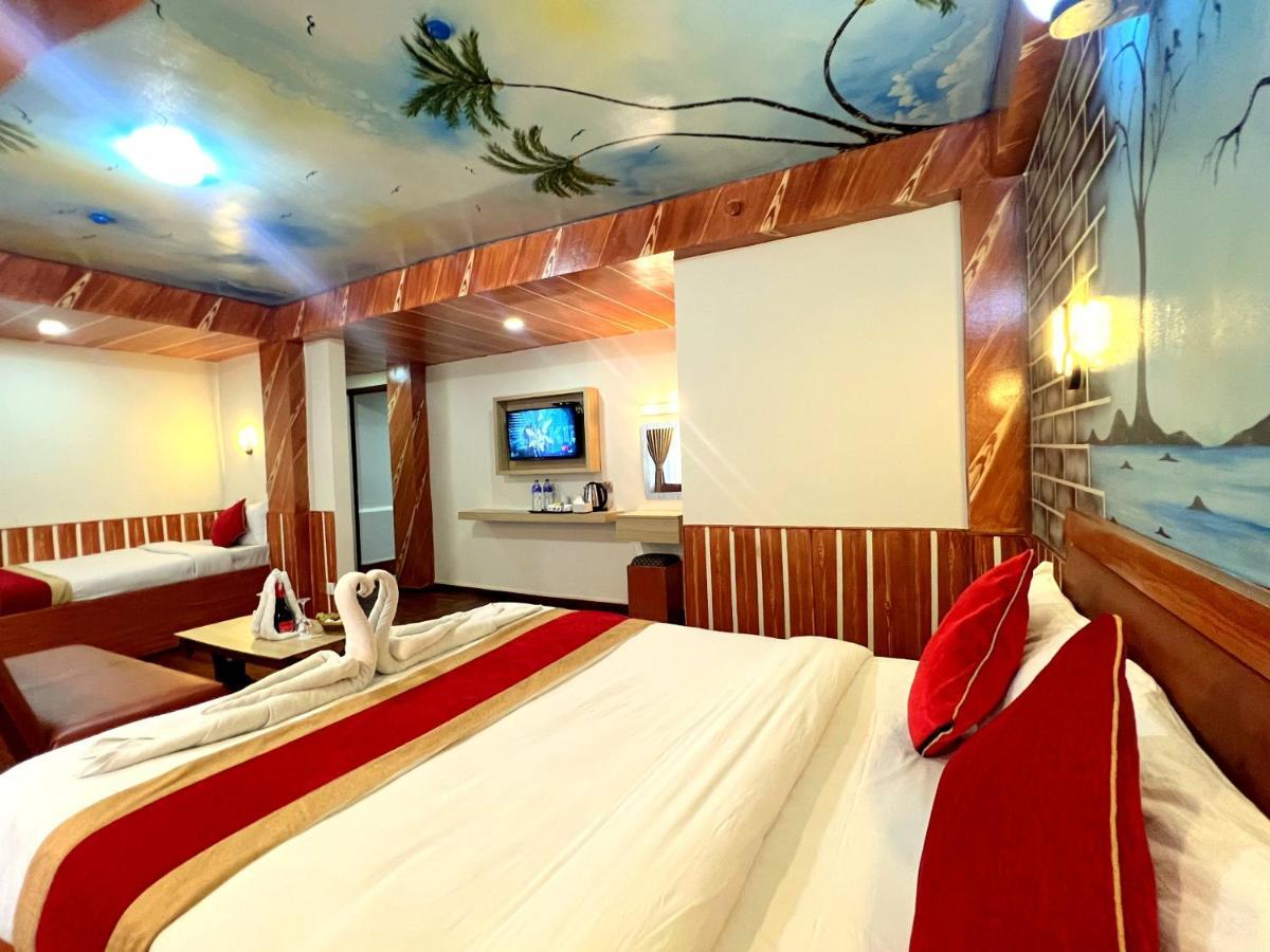 Thamel Seasons Hotel 카트만두 외부 사진